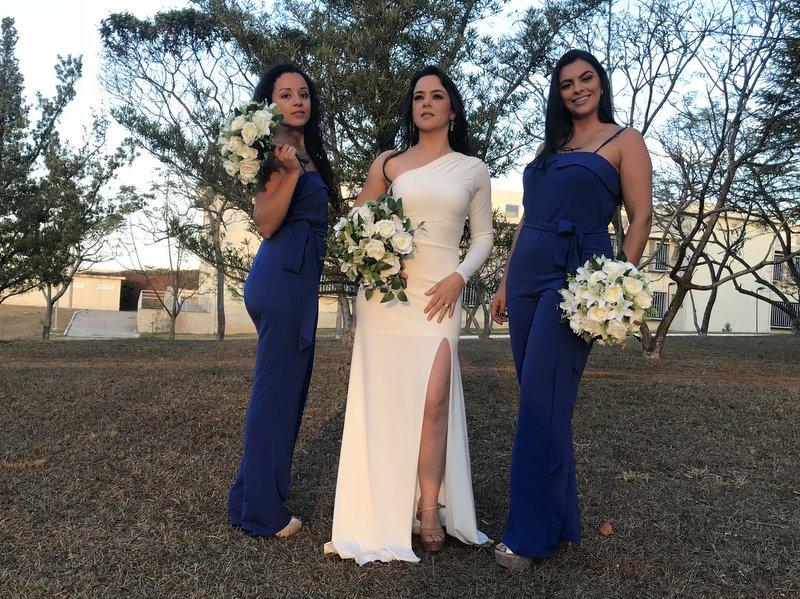 A difícil tarefa de escolher  a melhor paleta de cores do casamento.