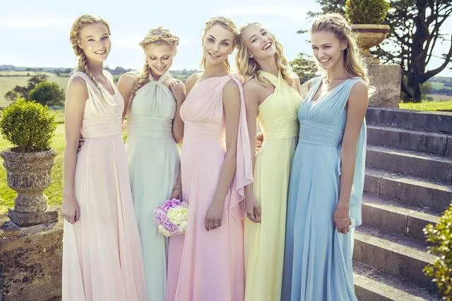 Missão casamento: Como escolher o vestido ideal para as madrinhas? Missão casamento: Como escolher o vestido ideal para as madrinhas?
